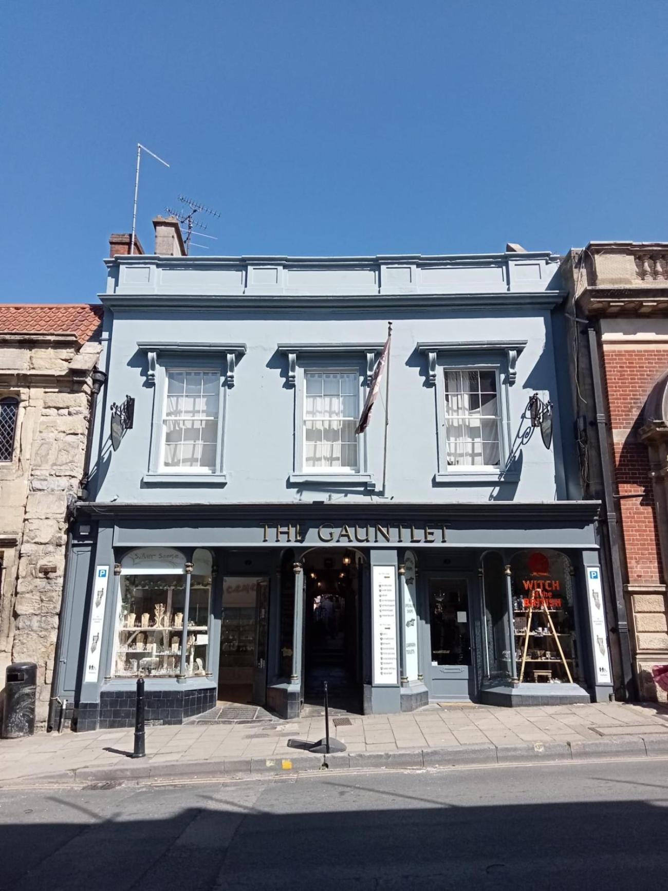 Shop 3